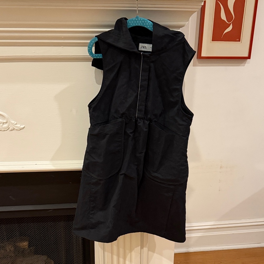 Zara Kids  Elegant Black Sleeveless Tunic w/hood